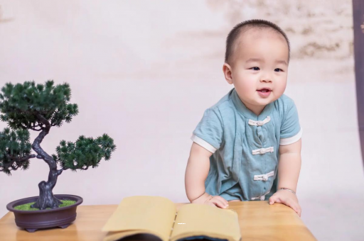 代怀包生男孩医院怀孕初期感觉嗓子眼堵